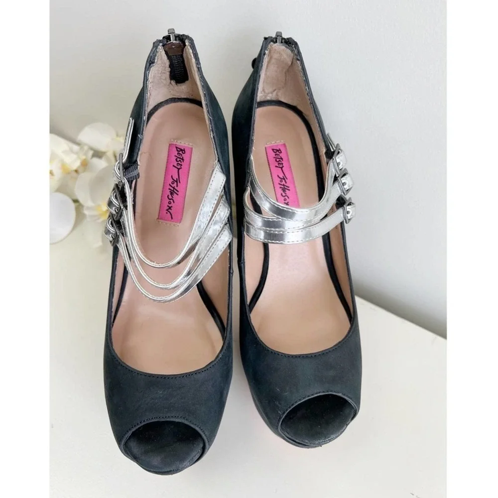 Betsey Johnson back suede